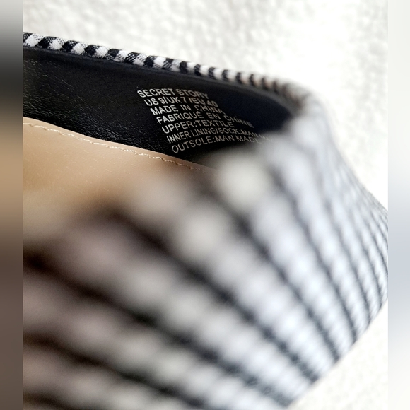Women's Justfab Black and White Plaid Small Heel Point Toe Block Heel - Picture 10 of 10